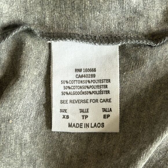 NWT Seattle Seahawks NFL Team Apparel 3/4 Sleeve Gray Lace Up T-Shirt Size XS - Picture 10 of 11